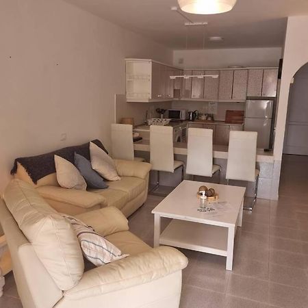 Casa Gales: Relax Next To The Sea Apartment For Families كوراليهو المظهر الخارجي الصورة
